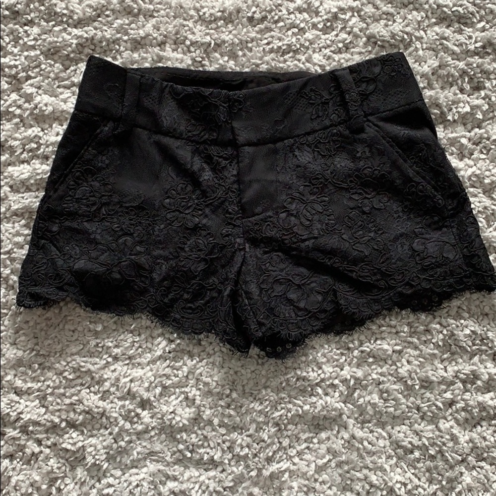 Alice and Olivia embroidered short